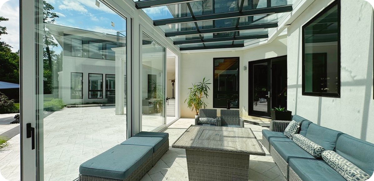 Rooftop Lounge